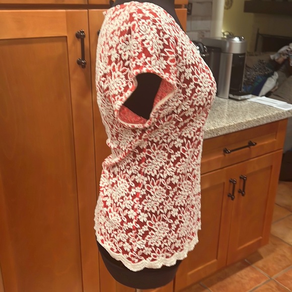 Bobeau Sleeveless Blouse - Large- Red/Cream - Excellent Condition - Picture 2 of 5